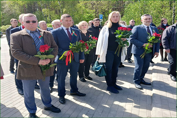 Коллектив Центра принял участие в церемонии возложения цветов в рамках акции «Беларусь помнит. Помним каждого»